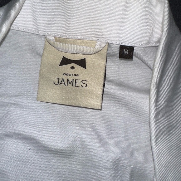 White Lab Coat - Picture 2 of 2